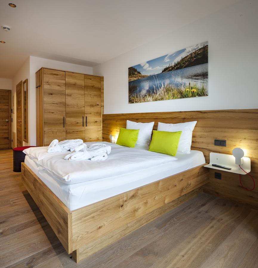 Das Heimsitz Brixen im Thale Luaran gambar